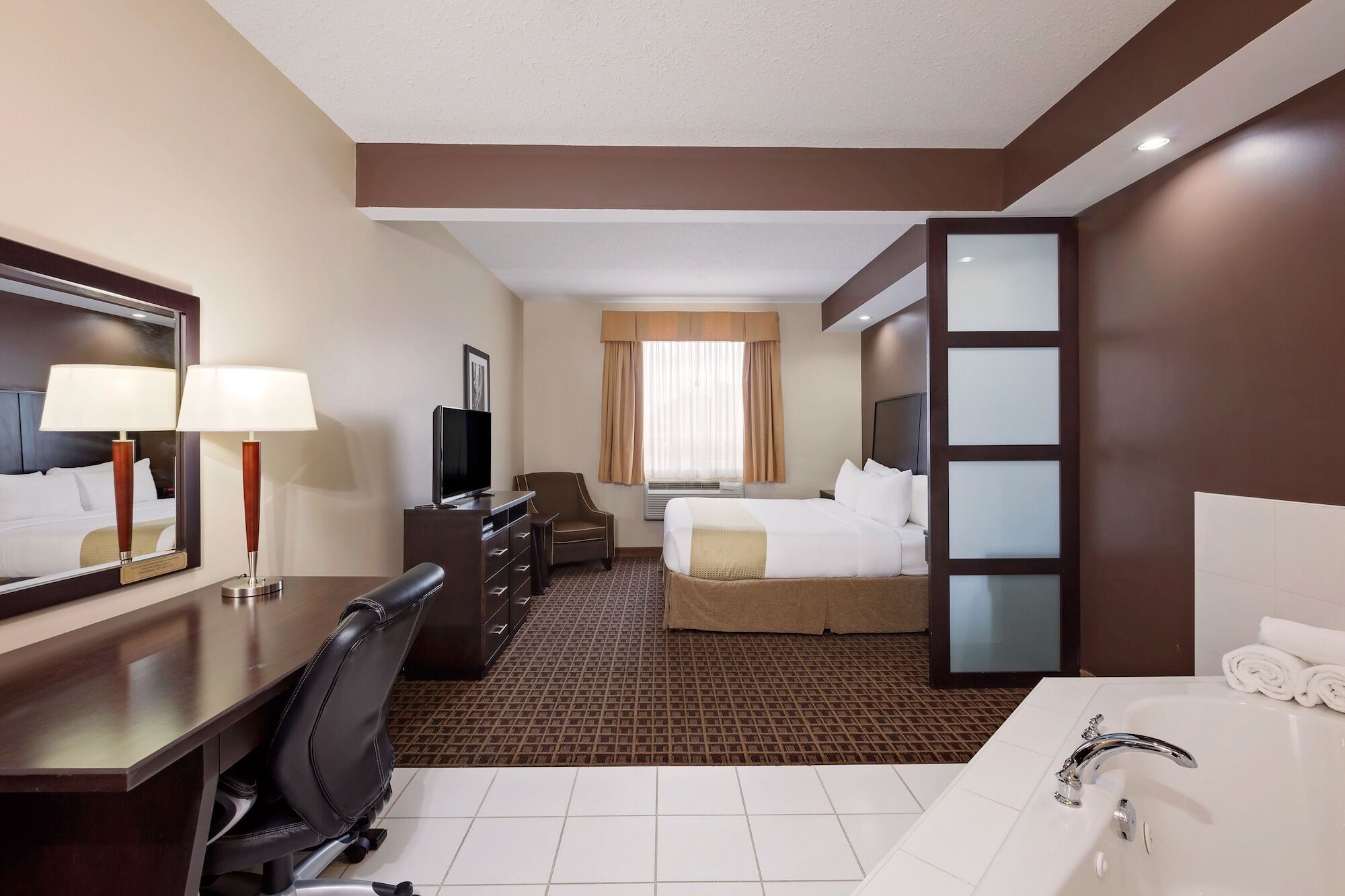 Ramada By Wyndham Cold Lake Exterior photo